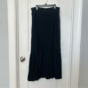 Chaps | women’s size large black Pleated Maxi Skirt classic preppy chic vintage